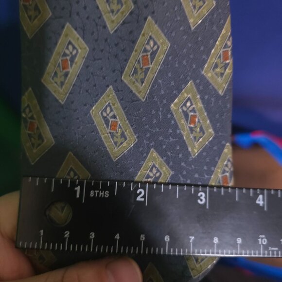 Giorgio Armani Cravatte Silk Tie With Geometric Pattern Navy & Olive Made In Ita - Picture 8 of 8